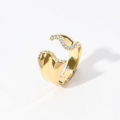Stone Paved Wavy Tip Ring
