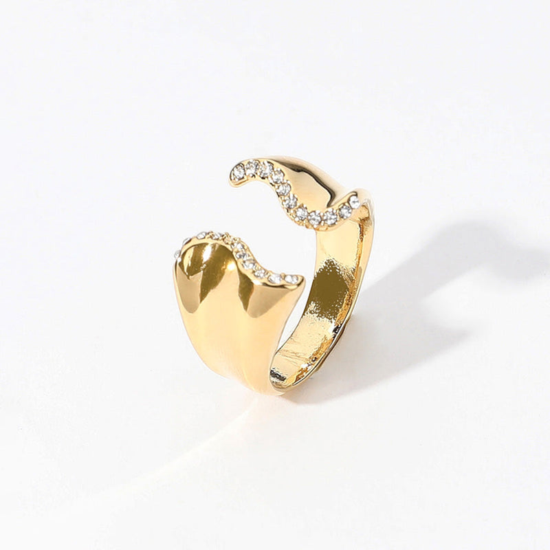 Stone Paved Wavy Tip Ring